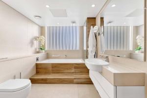 Koupelna v ubytování Joy on Jefferson + 10 fotografií