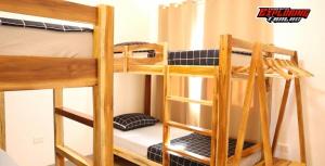 Palanda nebo palandy na pokoji v ubytování Nature inspire Villa with private pool + 12 fotografií