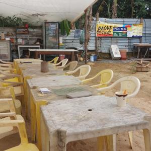 Khu vực ghế ngồi tại Camping Baque da Virada - Barraca com colchão