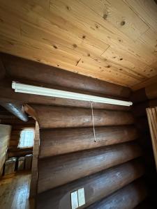 Fotografie z fotogalerie ubytování 雪中の隠れ家 駅近55m 貸切 映画鑑賞 簡易スキー道具 比羅夫スキー場まで車8km 最大5名 v destinaci Kutčan