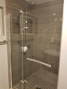 Ένα μπάνιο στο Large Private Room Near Meta & Tech Hubs