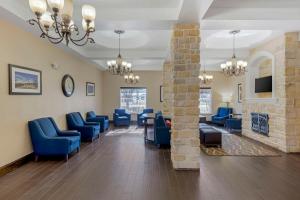 Posezení v ubytování Comfort Suites