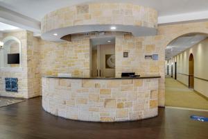 Vstupní hala nebo recepce v ubytování Comfort Suites + 25 fotografií