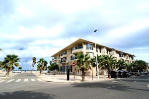 Gallery image of Valencia Beach Apartments in Valencia