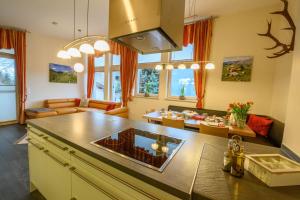 Kuchyňa alebo kuchynka v ubytovaní Appartement Waldhof + 26 fotografií