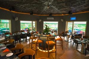 Restaurace v ubytování The Solluna Resort