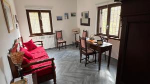 Φωτογραφία από το άλμπουμ του Lo Specchio di Alice σε Lioni