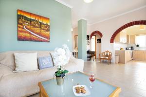 Posedenie v ubytovaní Irini Apartment II