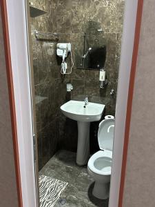 A bathroom at Guest house chavchavadze N23