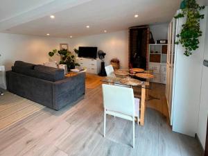 Posezení v ubytování Casa Obregón Cabárceno 3000