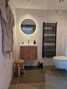BenB Op de Vleet vrijstaande accommodatie的一间浴室