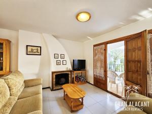 Μια τηλεόραση ή/και κέντρο ψυχαγωγίας στο Adosado en Costa Hispania