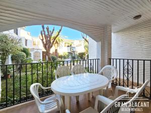 Μπαλκόνι ή βεράντα στο Adosado en Costa Hispania