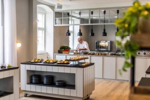 Köök või kööginurk majutusasutuses Comwell Bygholm Park