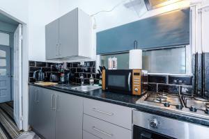 Gallery image of Modern & Spacious 2 bed house - Free Parking in Bradford