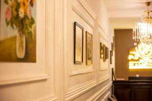 Φωτογραφία από το άλμπουμ του flamboyant hôtel σε Γιαουντέ