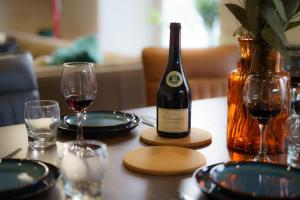 Nápoje v ubytování Fell View Residences Lakes Escape by LetMeStay