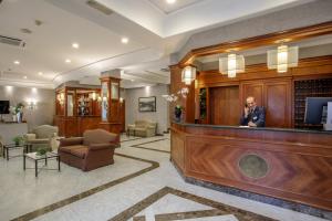 Vstupní hala nebo recepce v ubytování Hotel Santa Costanza by OMNIA hotels