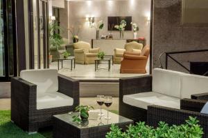 Posezení v ubytování Hotel Santa Costanza by OMNIA hotels