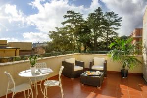 Balkón nebo terasa v ubytování Hotel Santa Costanza by OMNIA hotels