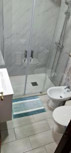 Kúpeľňa v ubytovaní Apartamento Turístico Menéndez Pelayo -Vigo