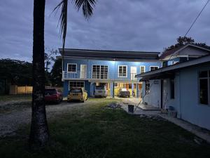 Το κτήριο όπου στεγάζεται  ο ξενώνας