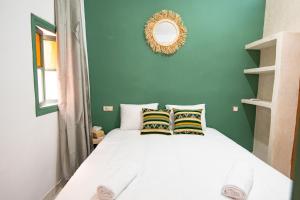 Postel nebo postele na pokoji v ubytování Smile Hostel
