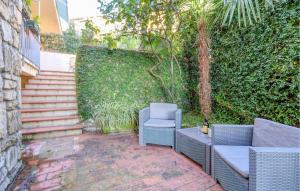 Κήπος έξω από το 2 Bedroom Awesome Apartment In Chiavari