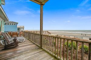 Imagen de la galería de The Lighthouse Keeper, en Folly Beach