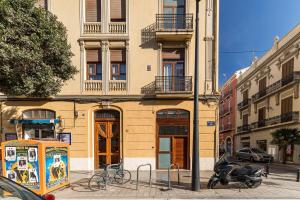 Το κτήριο όπου στεγάζεται  το διαμέρισμα