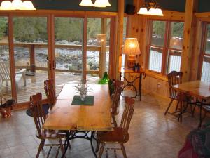 صورة لـ Sunny Rock Bed & Breakfast في Minden