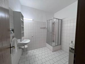 Koupelna v ubytování Hotel Doko Gardelegen