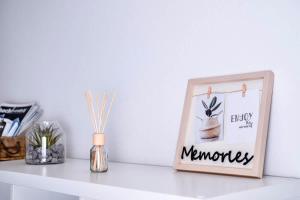 Φωτογραφία από το άλμπουμ του RelaxApartments BLACK FOREST EMOTION mit Sonnenbalkon mit Blick auf den Kurpark, schnelles Internet, Nähe Triberger Wasserfälle, für bis zu 2 Personen σε Schönwald +14 φωτογραφίες