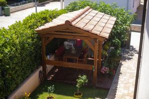 Zahrada ubytování Apartment Ninić