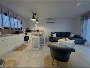 Foto dalla galleria di Dépendance de charme a Ruaudin