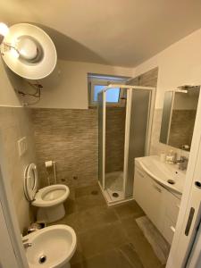 Koupelna v ubytování Appartamento azzurro san Vito Ch