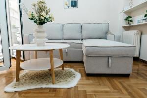 Posedenie v ubytovaní luxury apartment center athens (wifi)