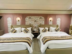 Krishna Resort Pushkar客房内的一张或多张床位