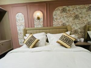 Krishna Resort Pushkar客房内的一张或多张床位