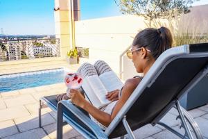 A piscina localizada em Amérian Executive Mendoza Hotel ou nos arredores