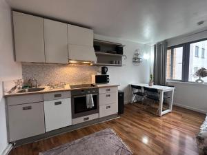 Gallery image of Greenwich Luxe exclusive Condo in London