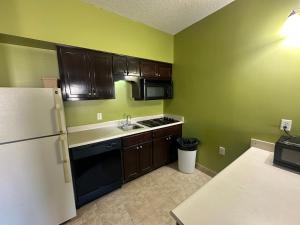 Foto sihtkohas Brunswick asuva majutusasutuse Guest Cottage & Suites By OYO Brunswick-Golden Isles galeriist