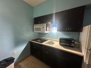 Foto sihtkohas Brunswick asuva majutusasutuse Guest Cottage & Suites By OYO Brunswick-Golden Isles galeriist