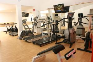 Fitnes oz. oprema za telovadbo v nastanitvi Hotel Dann Cali