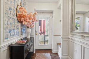 Φωτογραφία από το άλμπουμ του NEW Family-Friendly Capitol Hill Home with Free Parking & Close Metro Access στην Ουάσινγκτον +21 φωτογραφίες