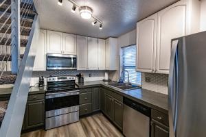 Fotografie z fotogalerie ubytování Shuttle Path To Ski Resort Family-friendly v destinaci Angel Fire