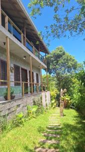 En have udenfor Pousada Rosa Bonita