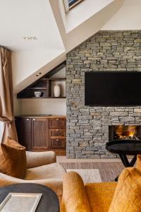 Fotografie z fotogalerie ubytování Ben Lomond 1 Top Floor Lakeshore Apartment v destinaci Queenstown