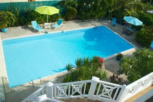 The swimming pool at or close to Hotel Cap Sud Caraibes