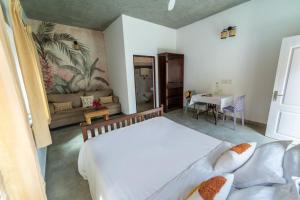 Katil atau katil-katil dalam bilik di Villa Amarena - Full Villa - Serenity beach